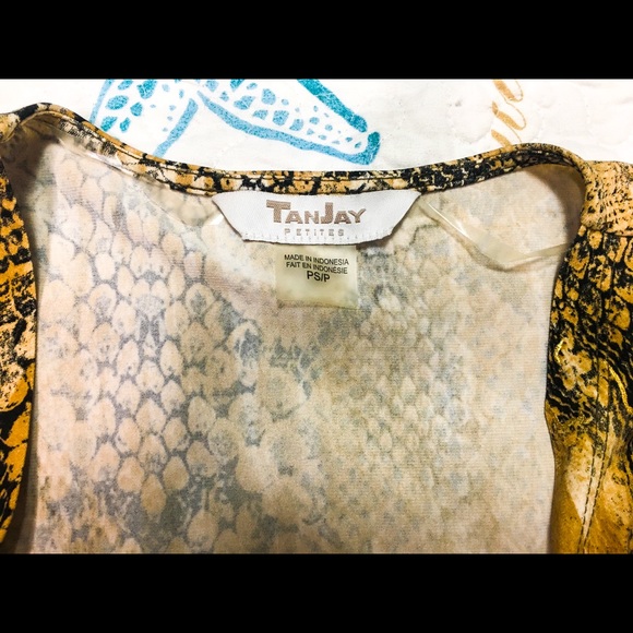 3 for $75!!! TanJay snakeskin print open style cardigan, size Small. - Picture 4 of 4